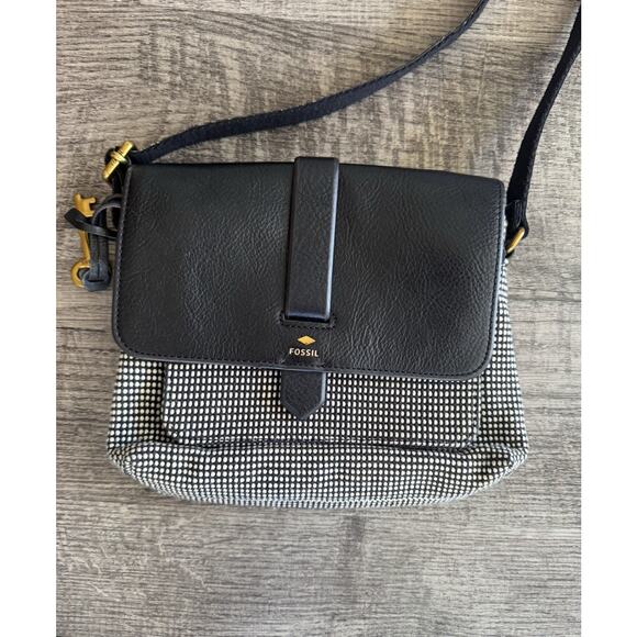 Fossil Kinley Crossbody Black White Houndstooth Checkered Front Flap 9” Small - Picture 2 of 16